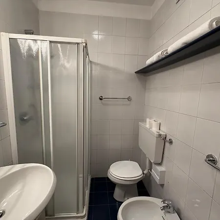 Hotel Single