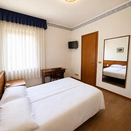 Hotel Single 3*